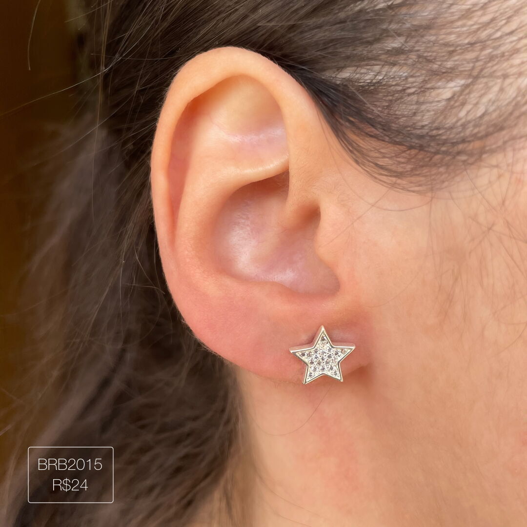 Brinco de Estrela Cravejada Cristal Prateada